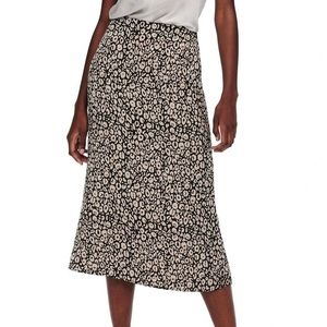 ONLY - Black Printed Satin Skirt